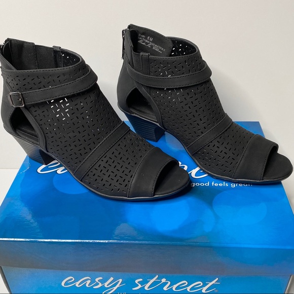 easy street peep toe booties